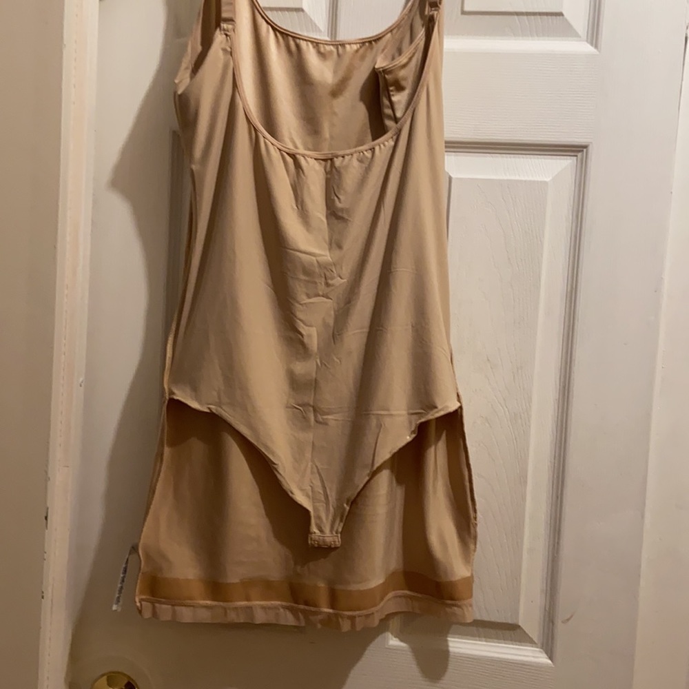 Spanx - Picture 4 of 10